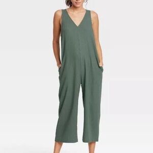 Universal Thread Sleeveless Olive Jumpsuit